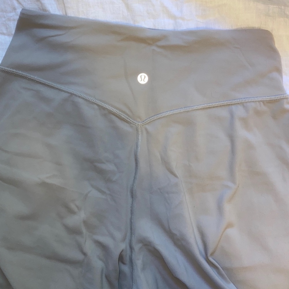 LULULEMON JOGGERS SIZE 8